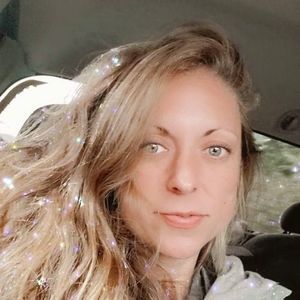 Meet your Posher, Renai